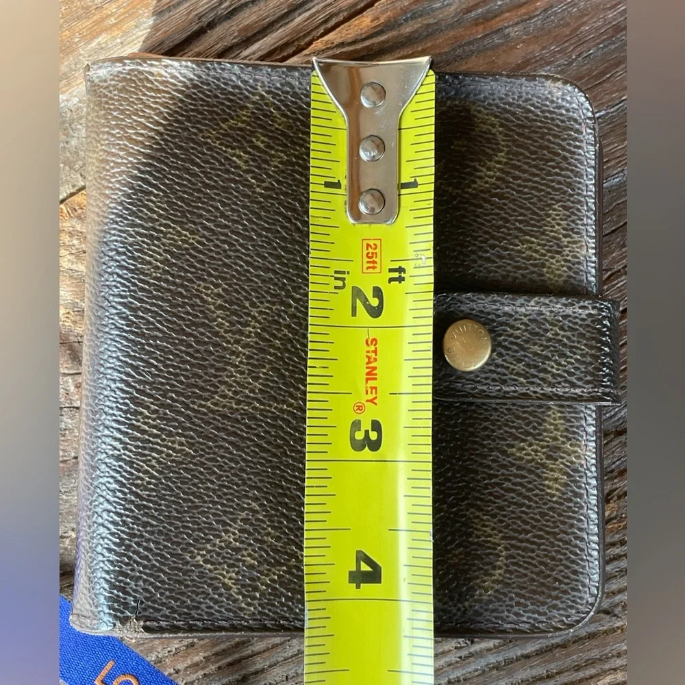 Louis Vuitton vintage zipper monogram‎ bifold wallet